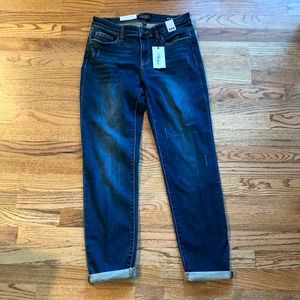 Judy Blue Slim Cut - Slimming, comfortable, and flattering on EVERY body type!